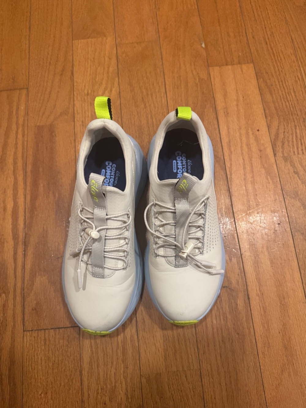 Clove nursing shoe women